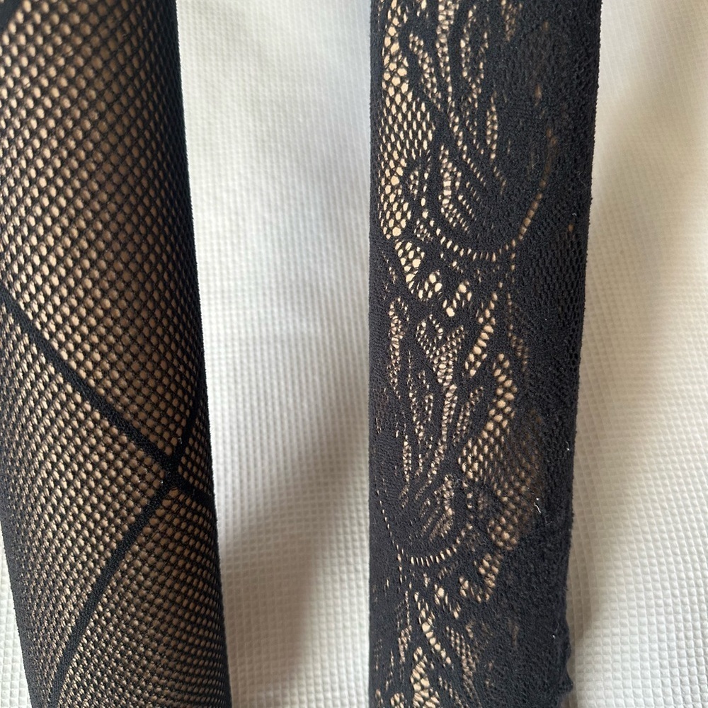 3 pairs of fishnet pantyhose black with different designs Hexagon Flower SZ M-L - Picture 7 of 7